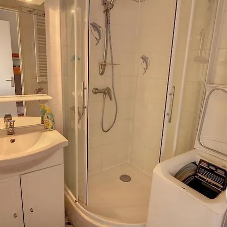 Apartment Une Chambre En Bord De Lac Le Barcares